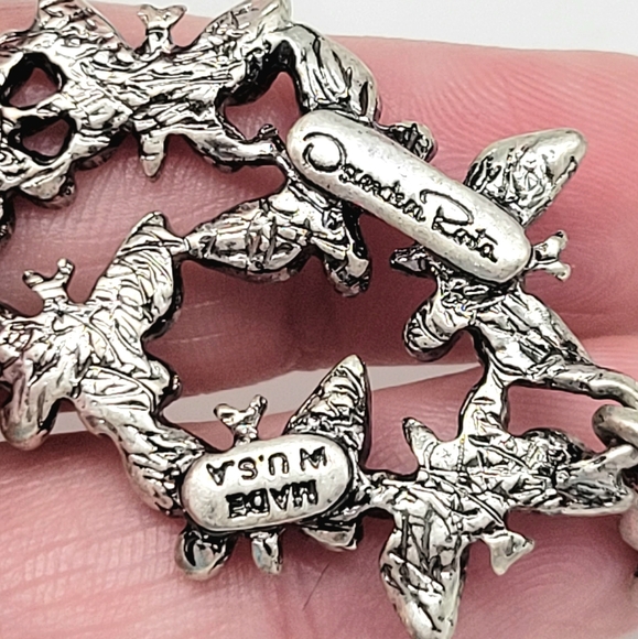 Oscar de la Renta Clear Diamond Swarovski Crystal Butterfly Dangle/Drop Earrings - Picture 12 of 13